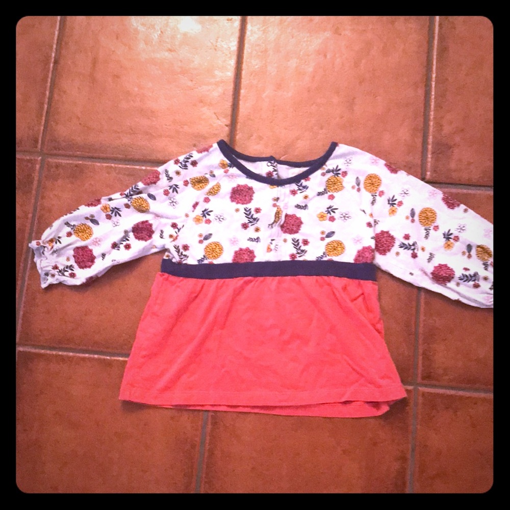 Organic! Cute blouse shirt.